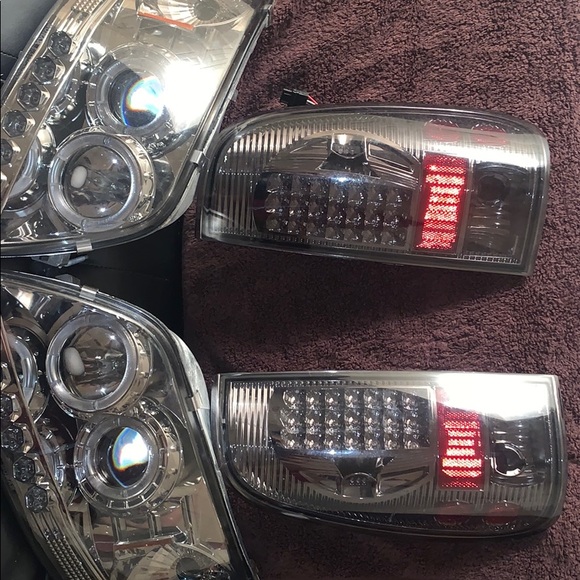 Ford Lights front and rear - Picture 5 of 5